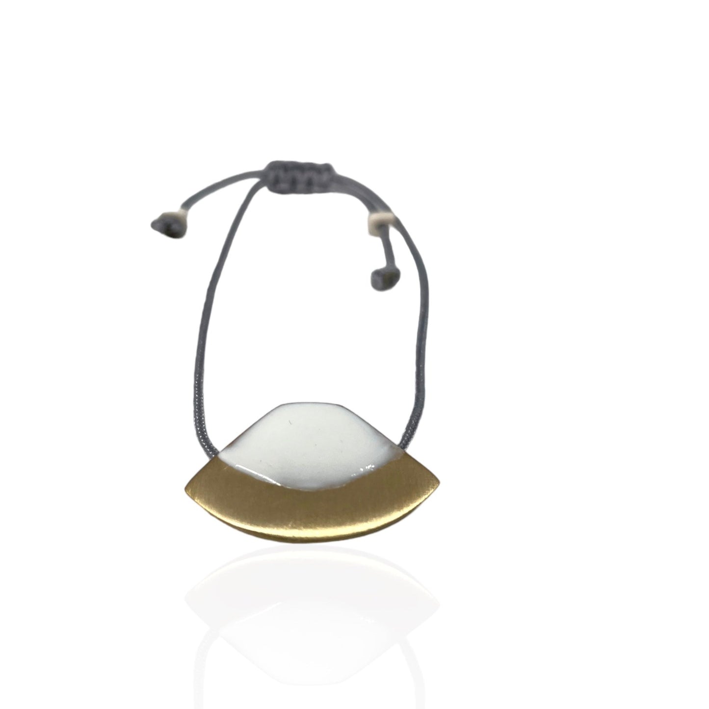 Brass bracelet with resin | Ventalia Bracelet - CURIUDO