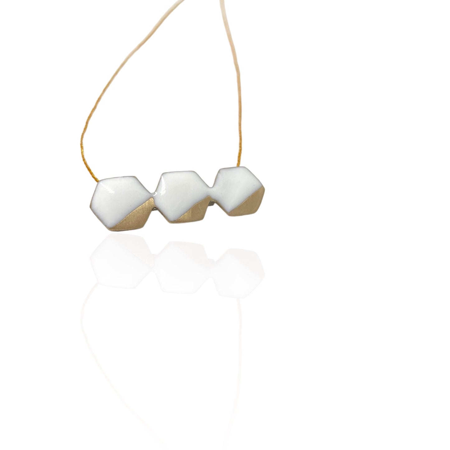Brass necklace with resin | Successive Peaks Necklace