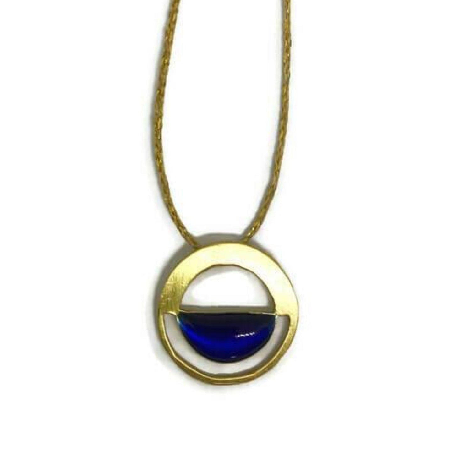 Brass necklace with resin | Allure Necklace - CURIUDO