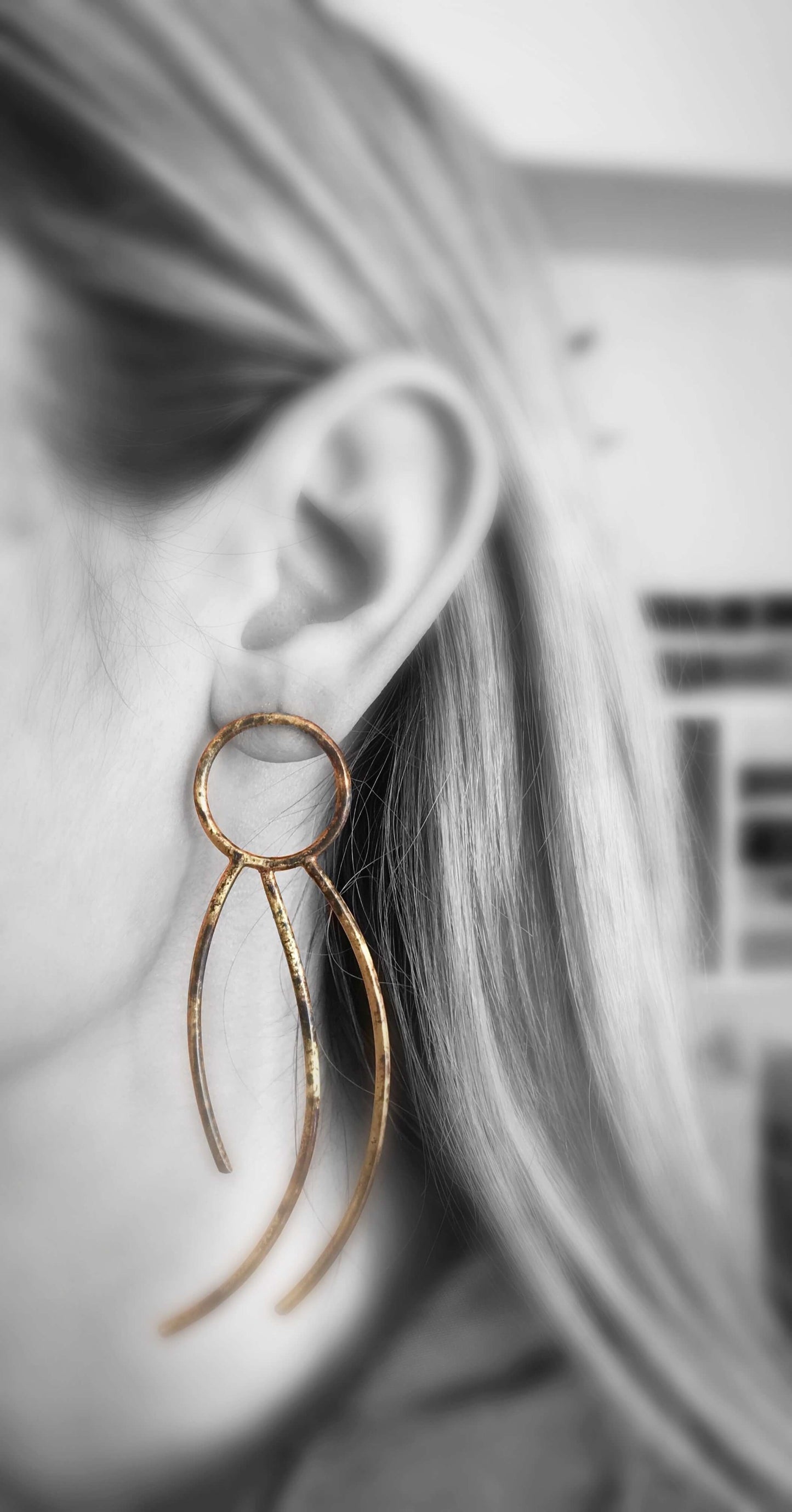 Oxidised Brass earrings | Yellow - Black Dancer Cycles Earrings - CURIUDO