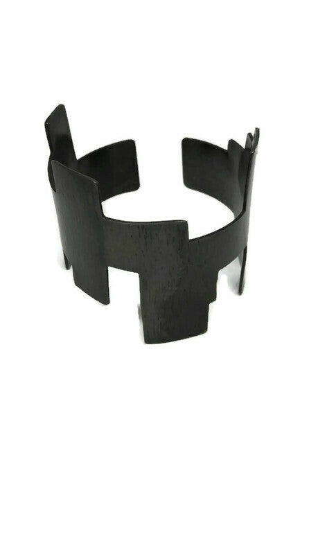 Oxidised brass cuff bracelet | Black Tsakana Bracelet - CURIUDO