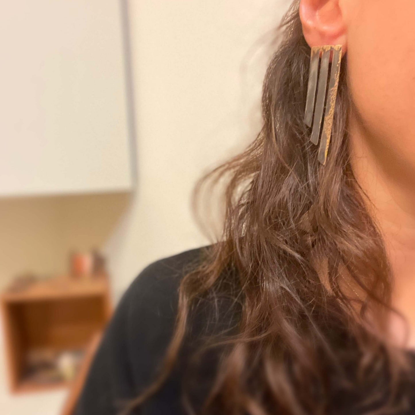 Oxidised brass Earrings | Yellow - Black Feathers Earrings - CURIUDO
