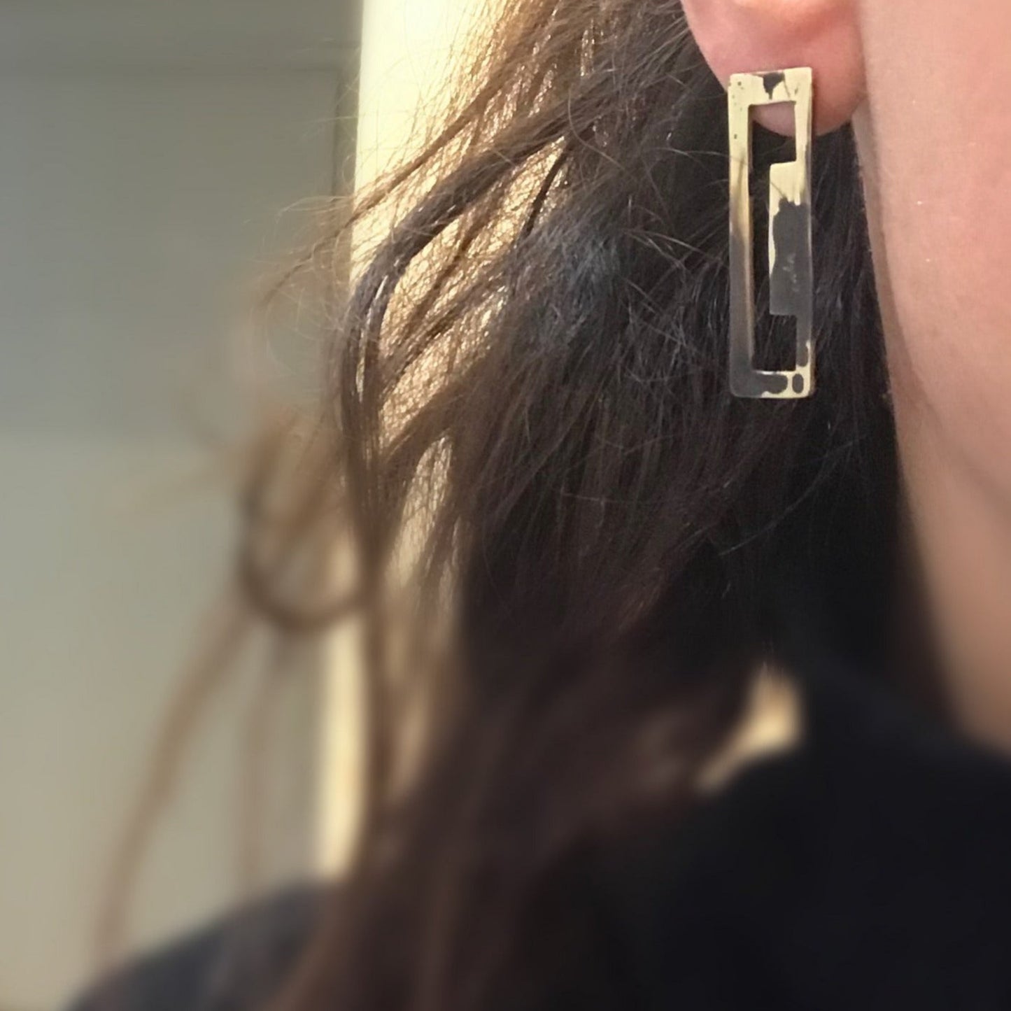 Oxidised brass Earrings | Yellow - Black Internal Ideas Earrings - CURIUDO