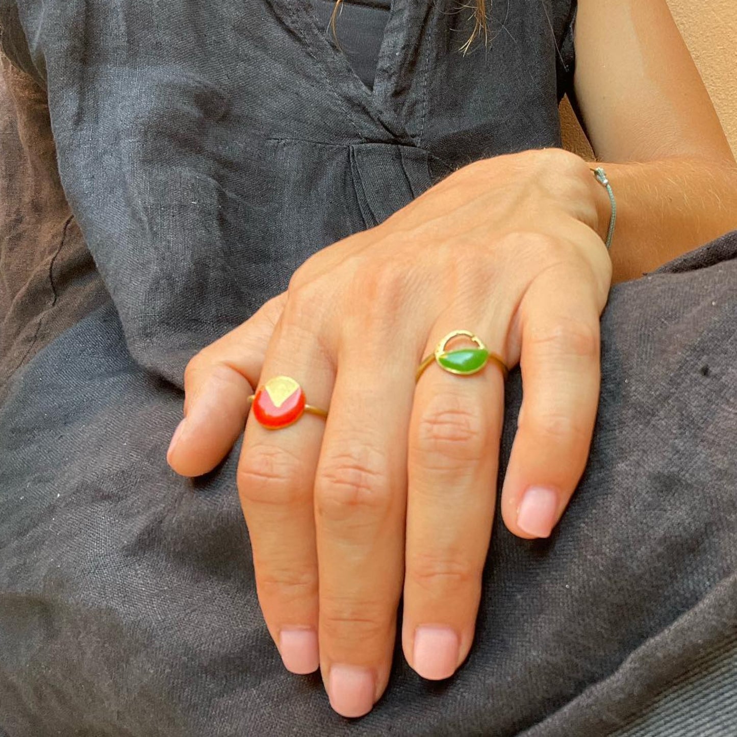 Brass ring with resin | Apres - Midi Ring - CURIUDO