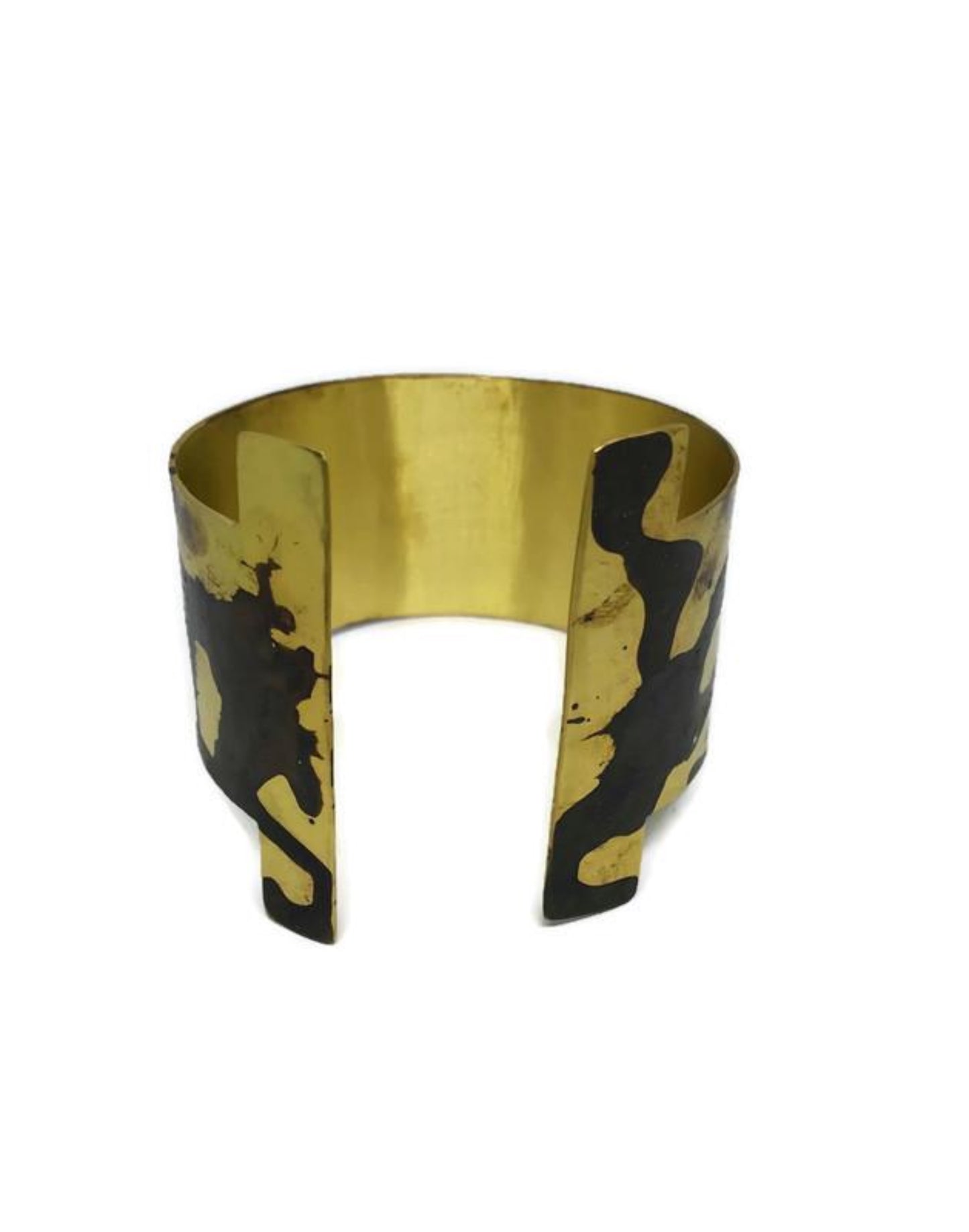 Oxidised brass cuff bracelet | Yellow - Black Apenanti Bracelet - CURIUDO