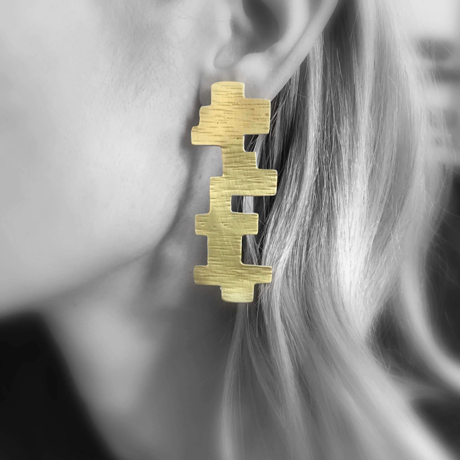 Brass earrings | Yellow Tsakana Earrings - CURIUDO