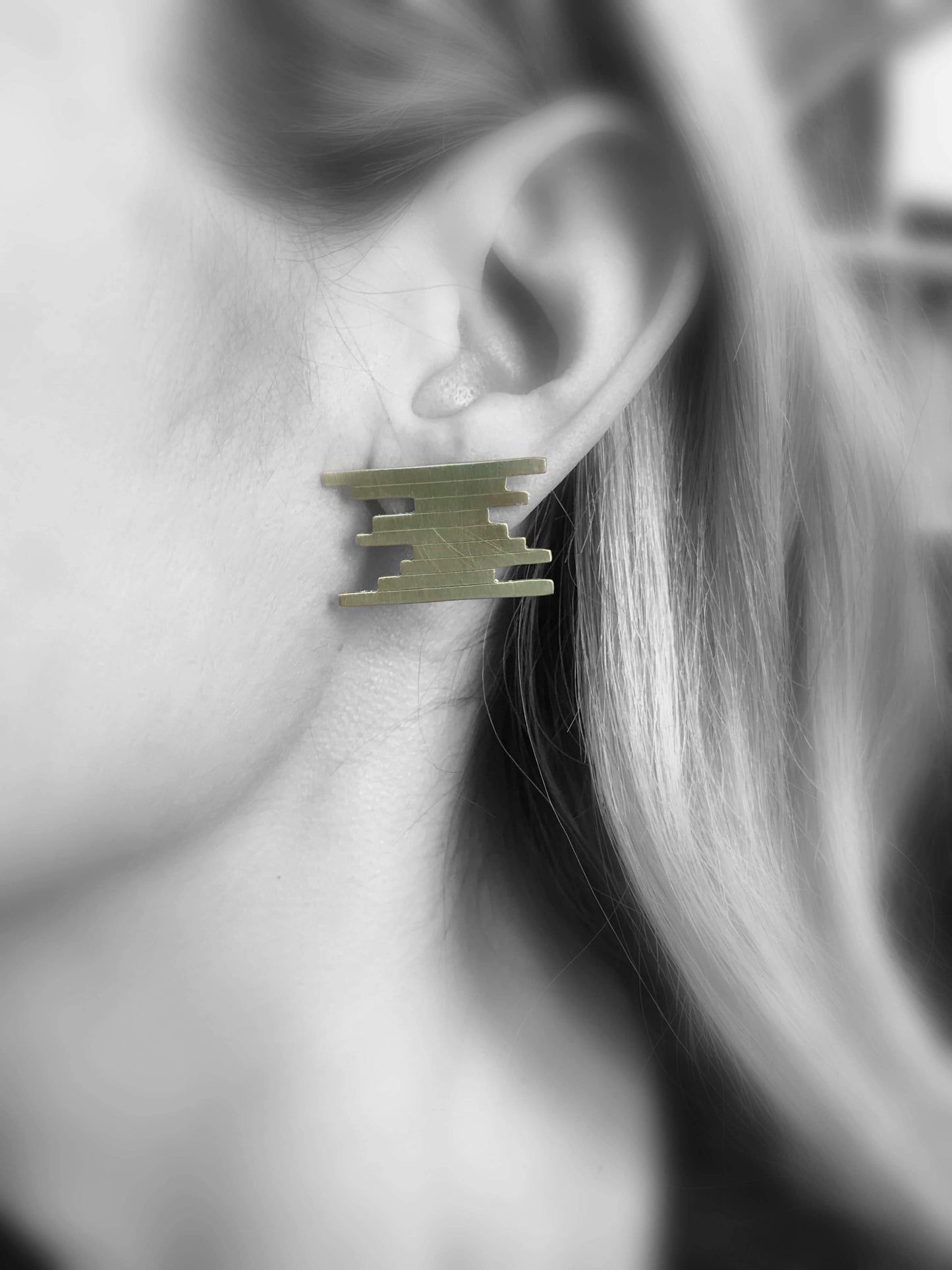  Brass earrings | Yellow Unified Lines Earrings - CURIUDO