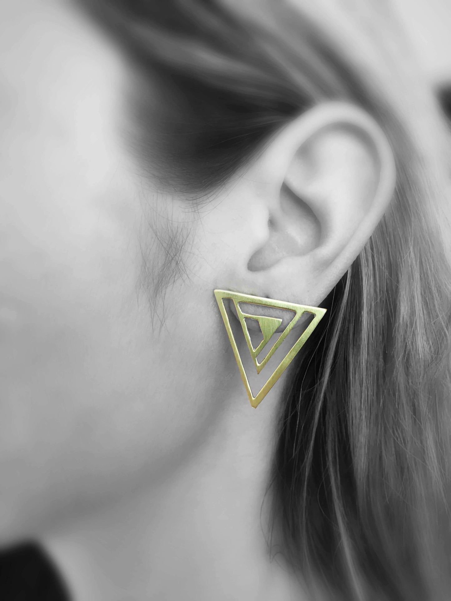 Brass earrings | Yellow Pyramides Earrings - CURIUDO