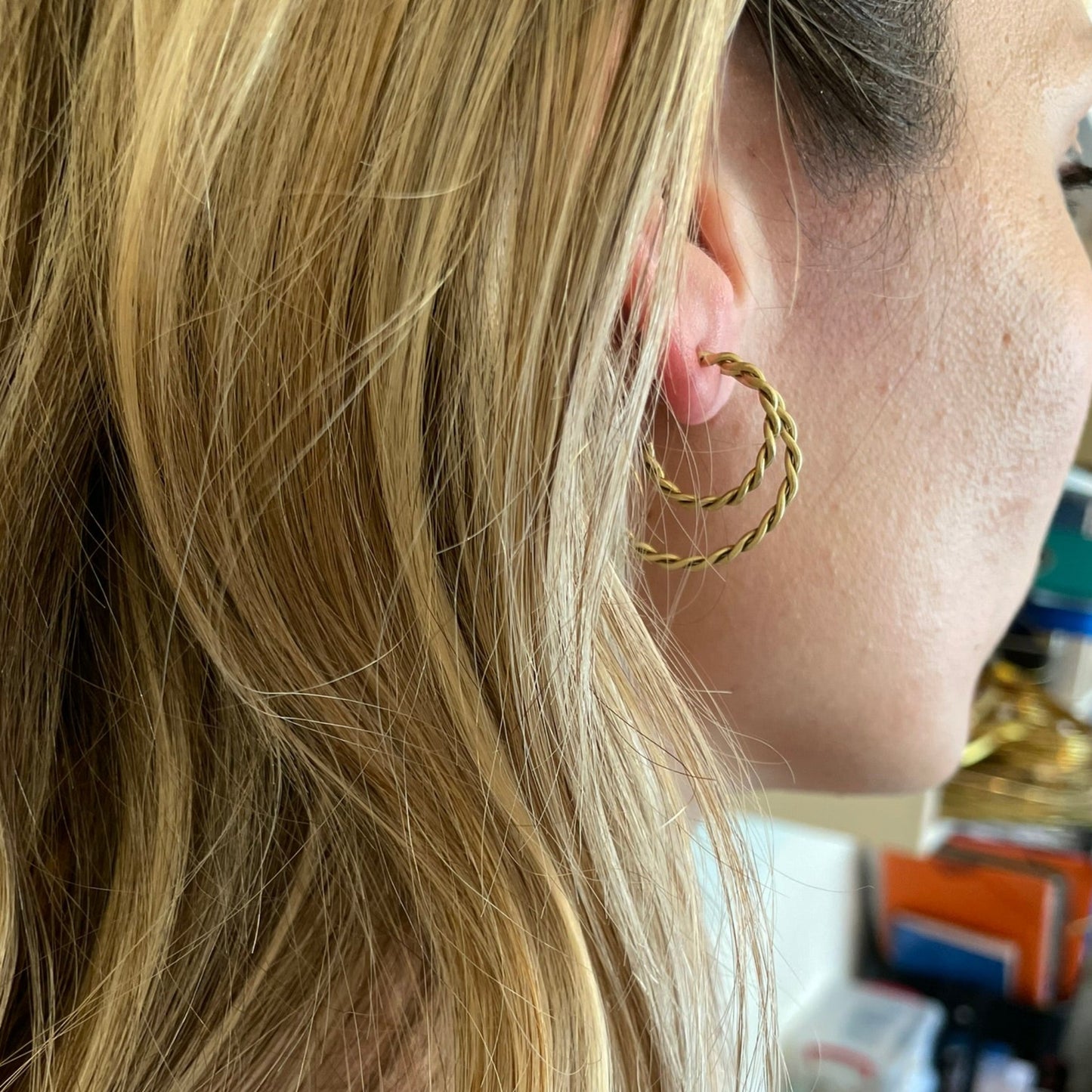 Brass earrings | Yellow Thoughts Earrings - CURIUDO