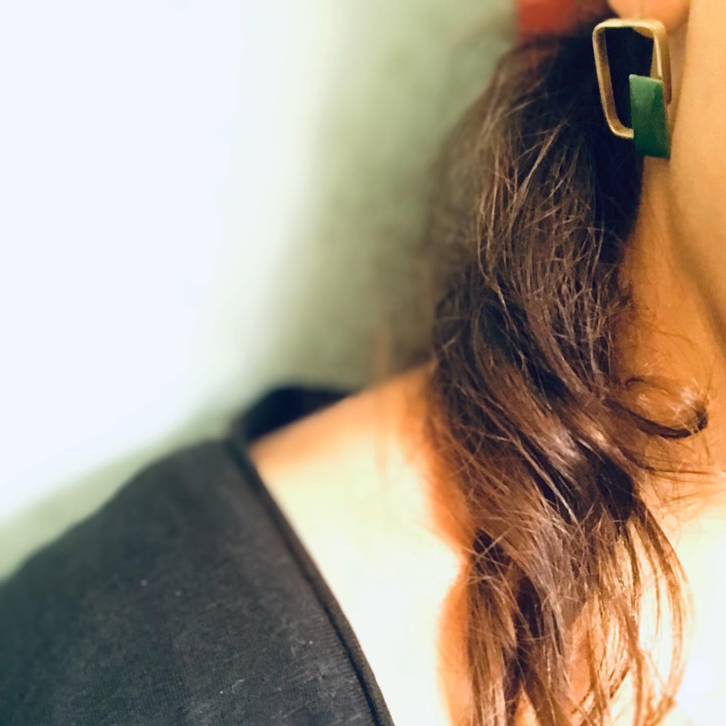 Brass earrings with resin | Connection Earrings - CURIUDO