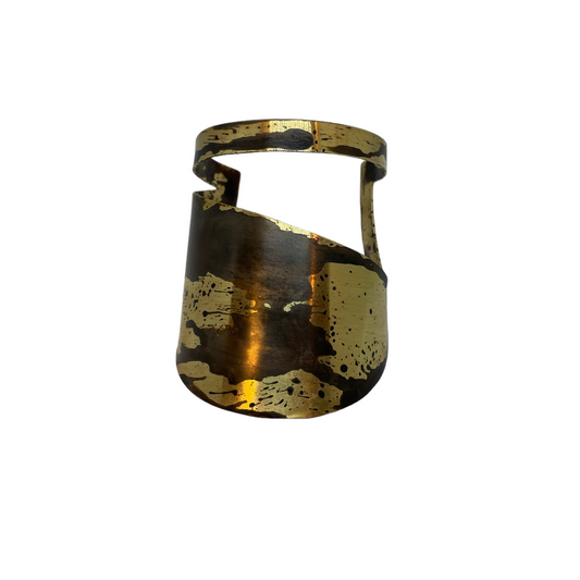 Oxidised brass Cuff Bracelet | Yellow - Black Moonset Bracelet - CURIUDO