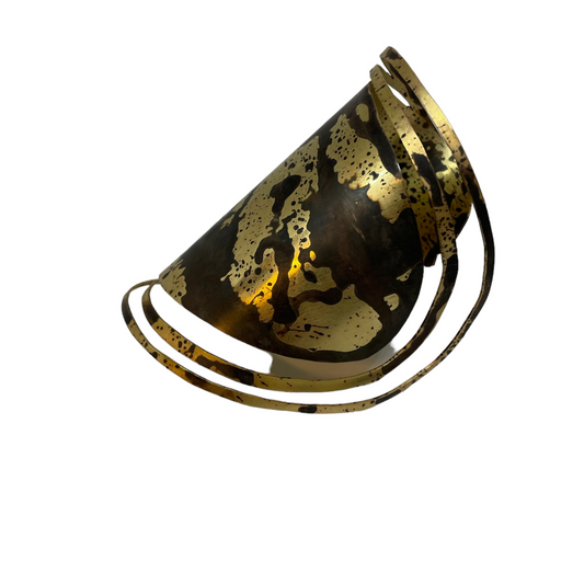 Oxidised brass cuff bracelet | Yellow - Black Low Tide Bracelet - CURIUDO