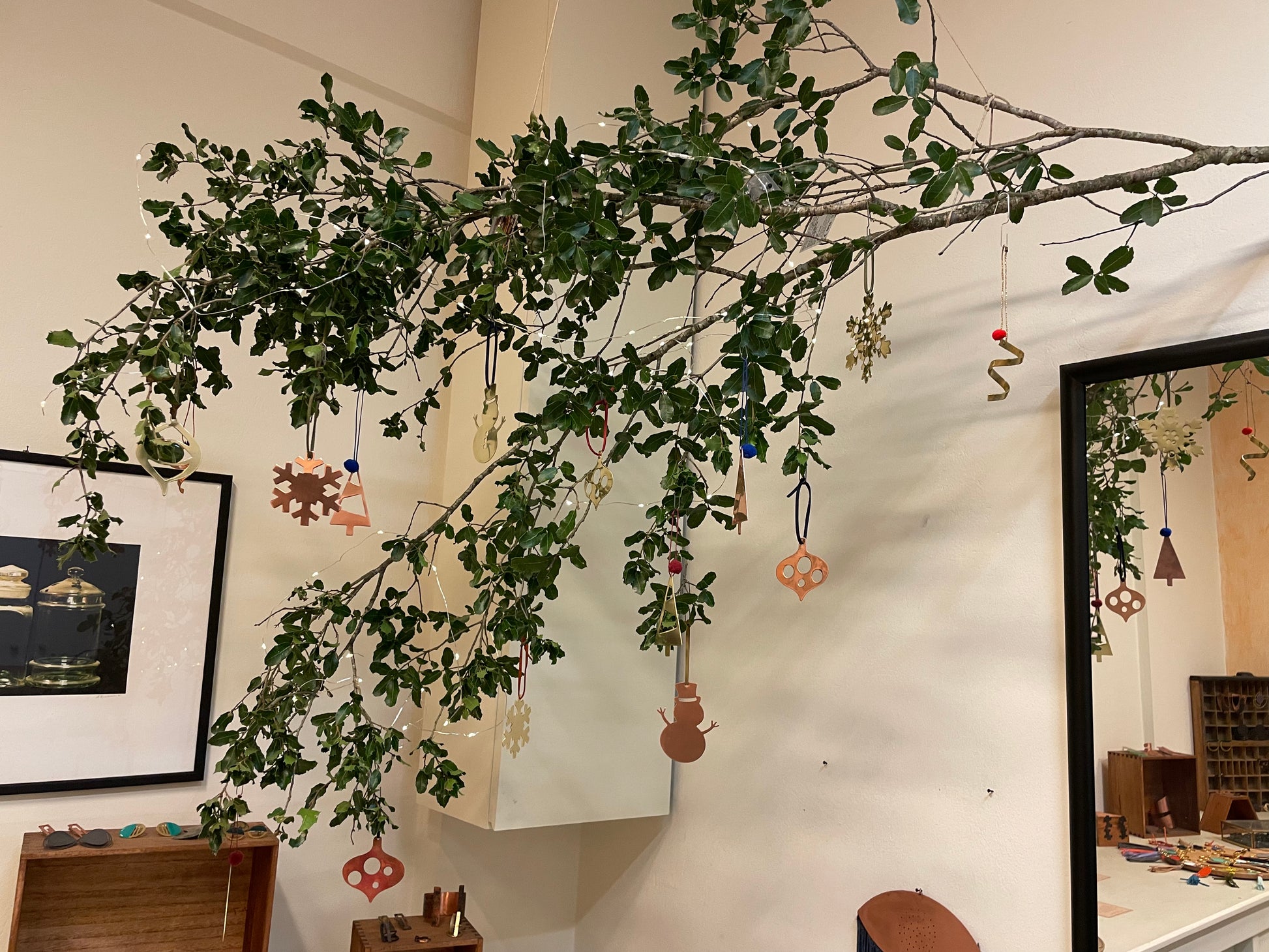 Christmas Tree Ornament - CURIUDO